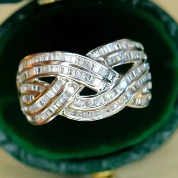 Jewelry - Silvertone Ring with Baguette Rhinestones